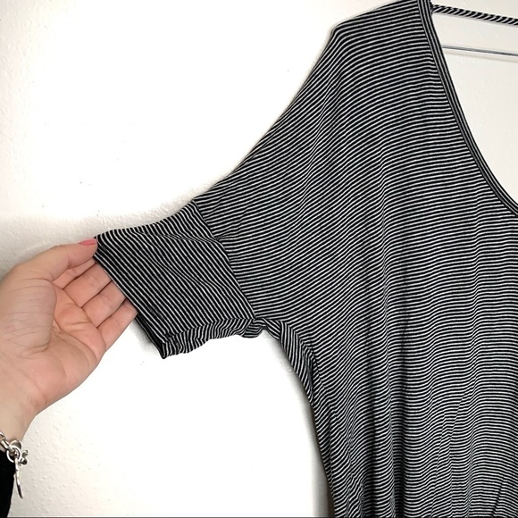 NWT | Lush | Cross Front Oversize Tee | XS - Picture 5 of 9